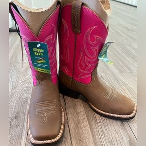 Girls Ariat Boots Size 13, New With Tags